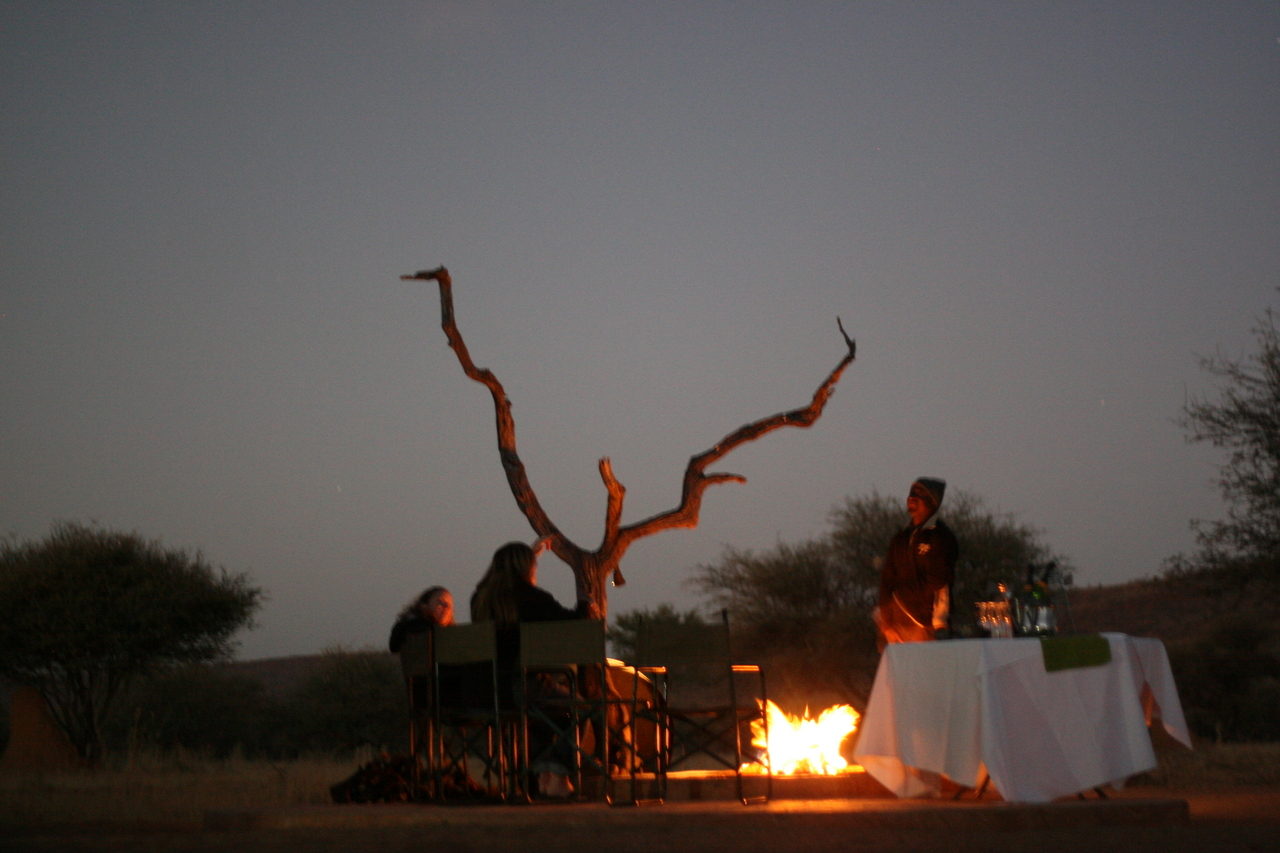 [8983] 2016_06_23_13_09_17_Africa_Canon_EOS_30D_IMG_1975_00419.jpg