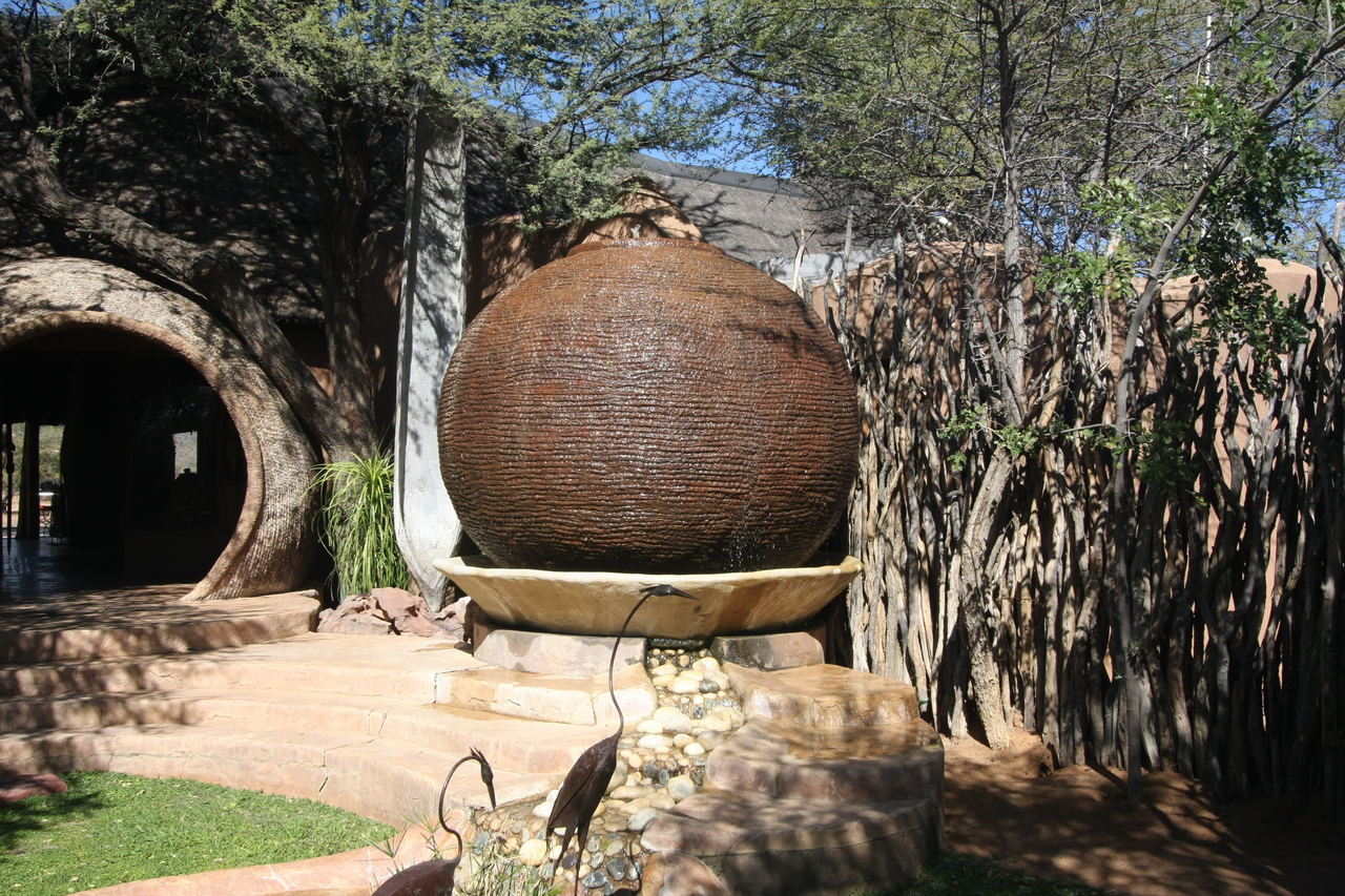 [2250] 2016_06_22_07_34_16_Africa_Canon_EOS_40D_IMG__00524.jpg