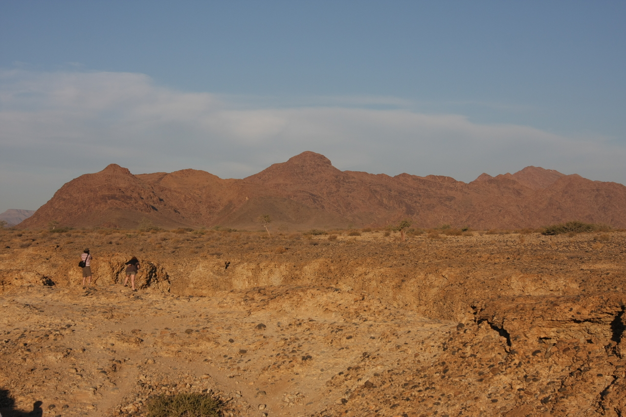 [13866] 2016_06_24_11_32_33_Africa_Canon_EOS_40D_IMG__09377.jpg