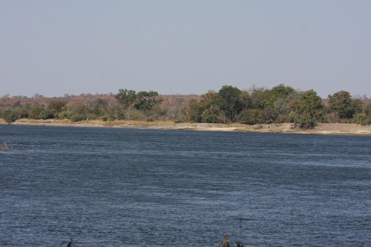 [27909] 2016_07_02_08_39_54_Africa_Canon_EOS_40D_IMG__00018.jpg