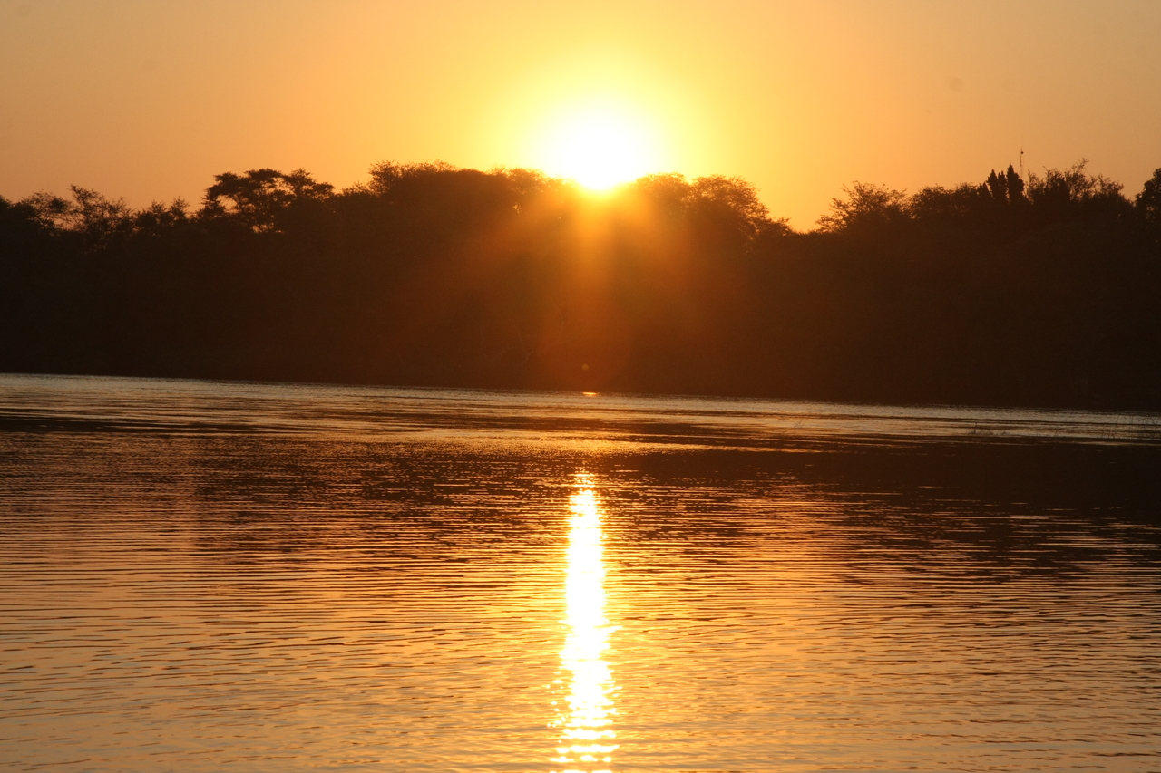 [28630] 2016_07_02_11_37_30_Africa_Canon_EOS_40D_IMG__00197.jpg