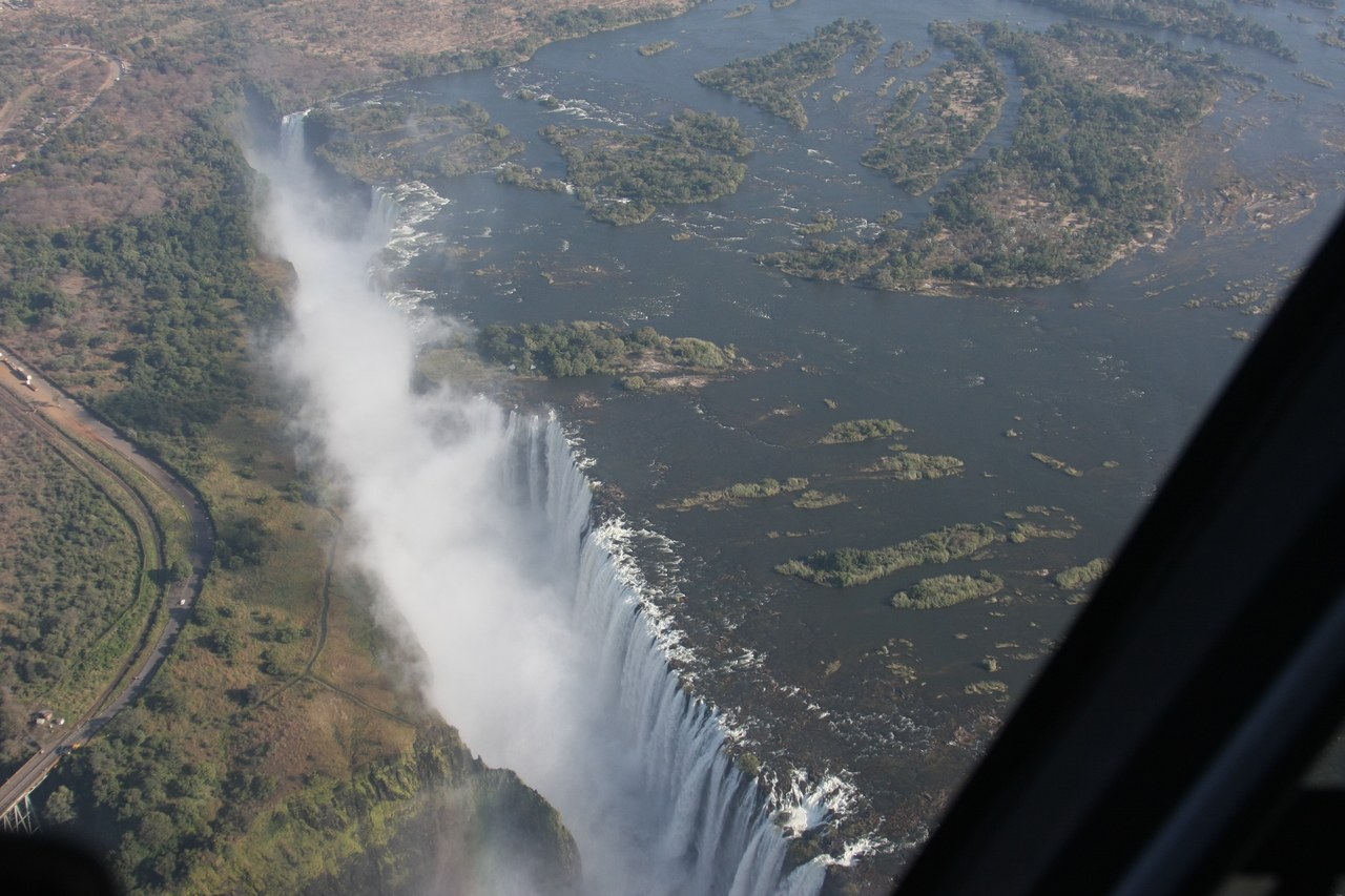 [29677] 2016_07_03_03_06_59_Africa_Canon_EOS_40D_IMG__04957.jpg