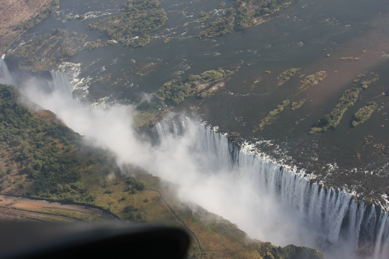 [29687] 2016_07_03_03_07_05_Africa_Canon_EOS_40D_IMG__12406.jpg