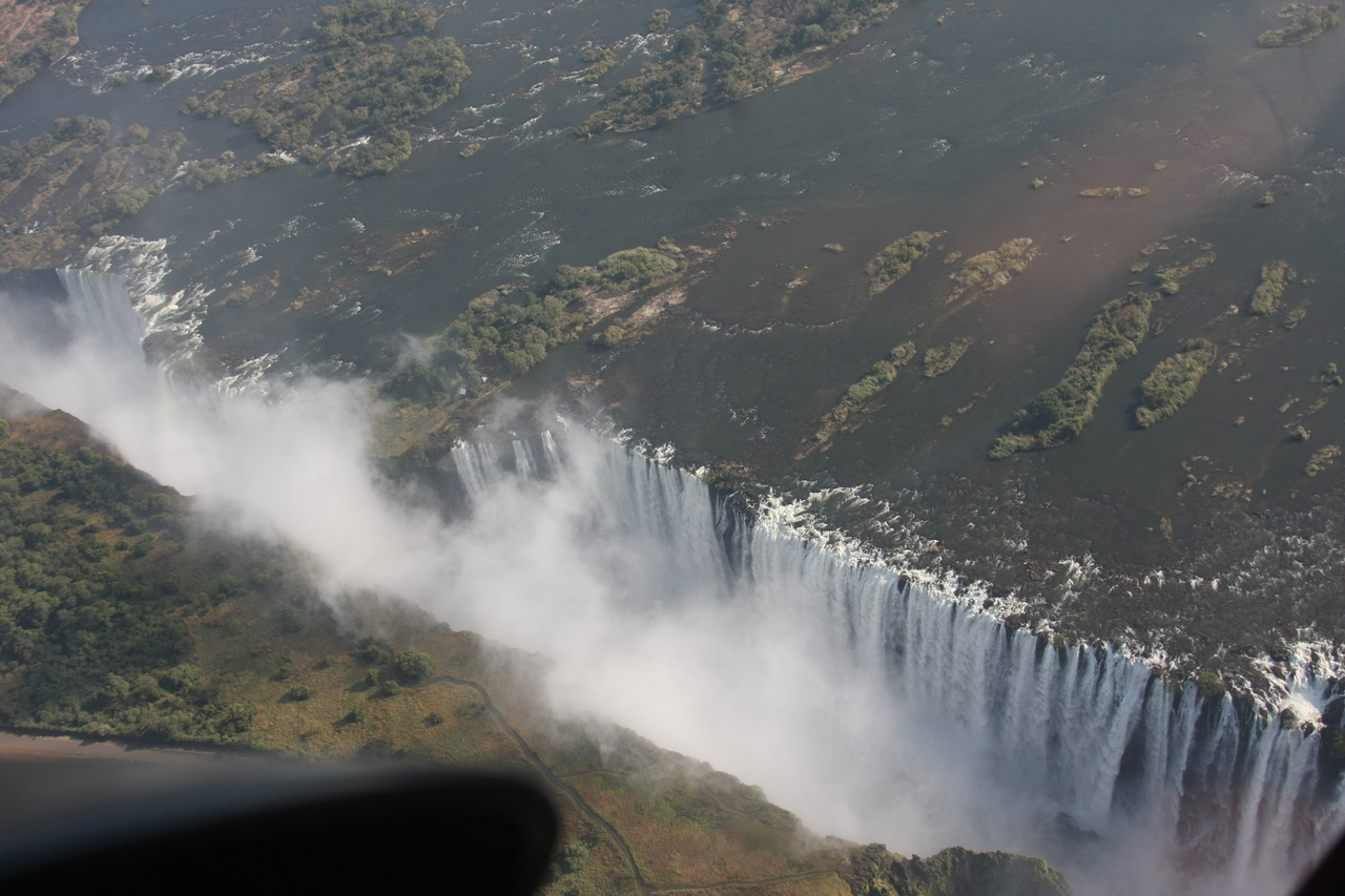[29688] 2016_07_03_03_07_05_Africa_Canon_EOS_40D_IMG__12407.jpg