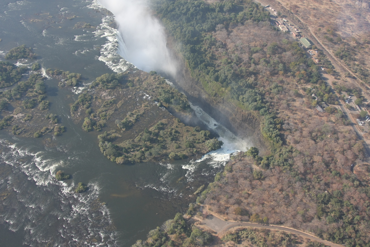 [29985] 2016_07_03_03_09_38_Africa_Canon_EOS_40D_IMG__00242.jpg