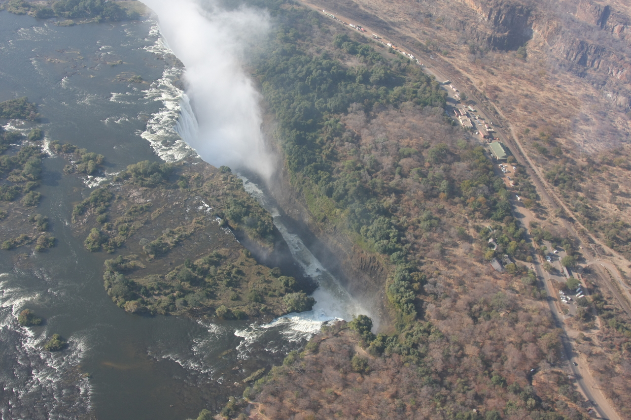 [30005] 2016_07_03_03_09_40_Africa_Canon_EOS_40D_IMG__12523.jpg