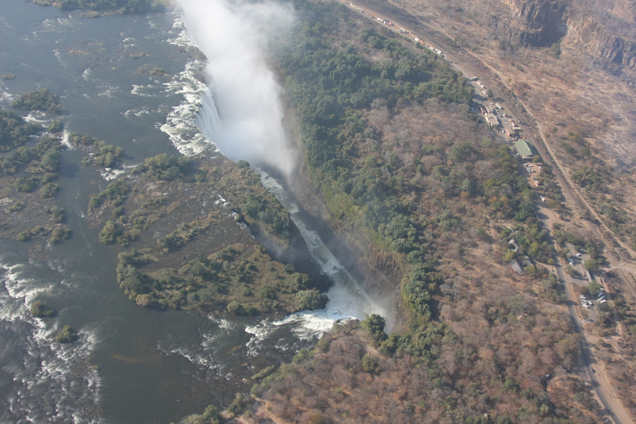 [30006] 2016_07_03_03_09_40_Africa_Canon_EOS_40D_IMG__12525.jpg