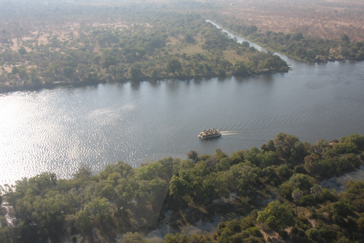 [30257] 2016_07_03_03_12_42_Africa_Canon_EOS_40D_IMG__12617.jpg