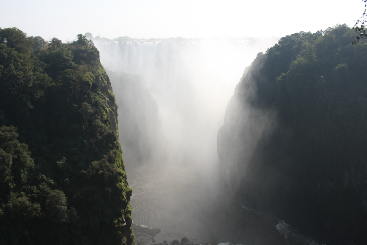 [30383] 2016_07_03_03_51_09_Africa_Canon_EOS_40D_IMG__12656.jpg