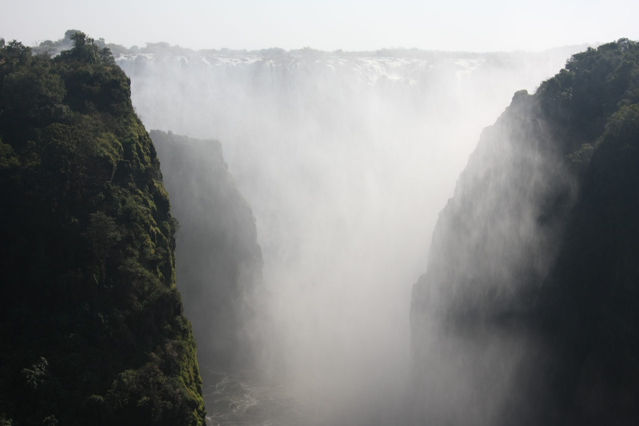 [30460] 2016_07_03_03_54_02_Africa_Canon_EOS_40D_IMG__00409.jpg