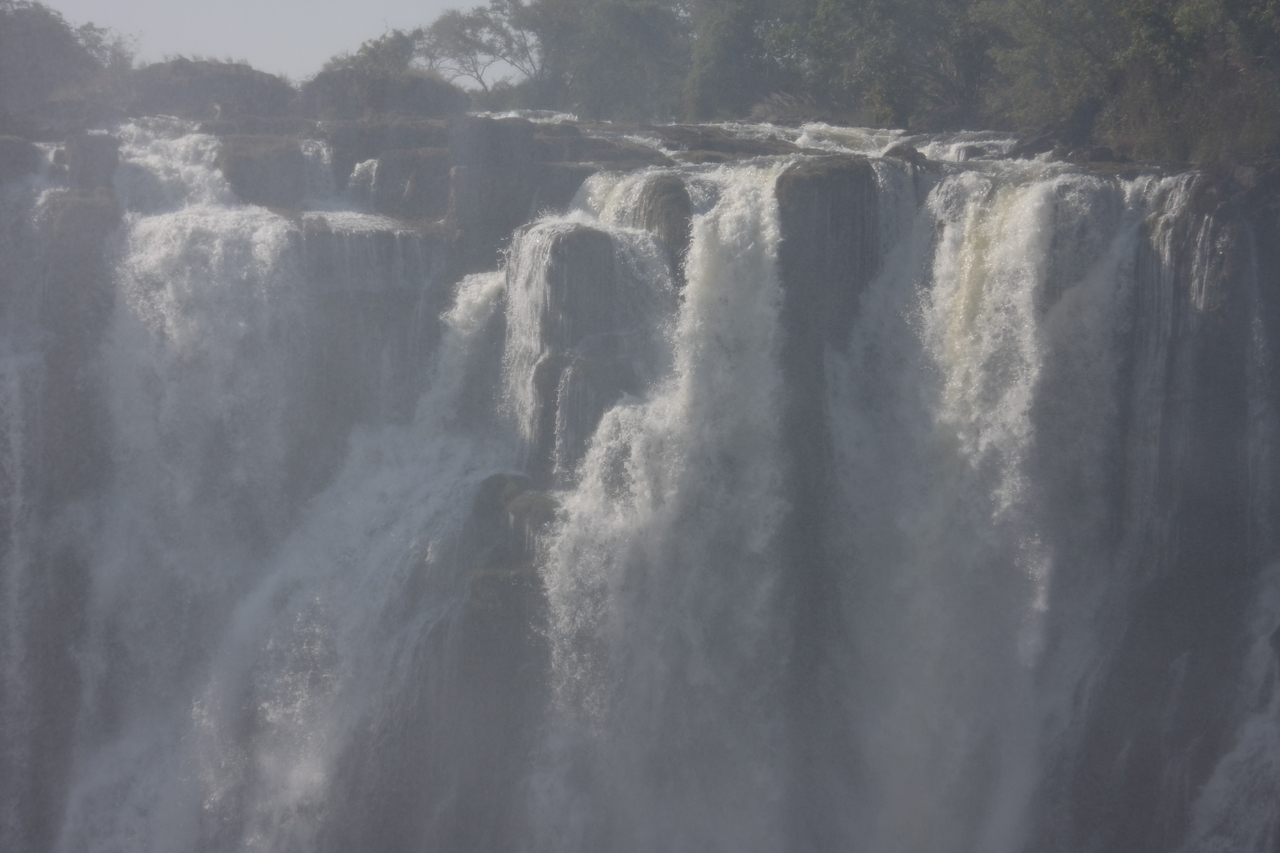 [31456] 2016_07_03_08_44_20_Africa_Canon_EOS_40D_IMG__05550.jpg