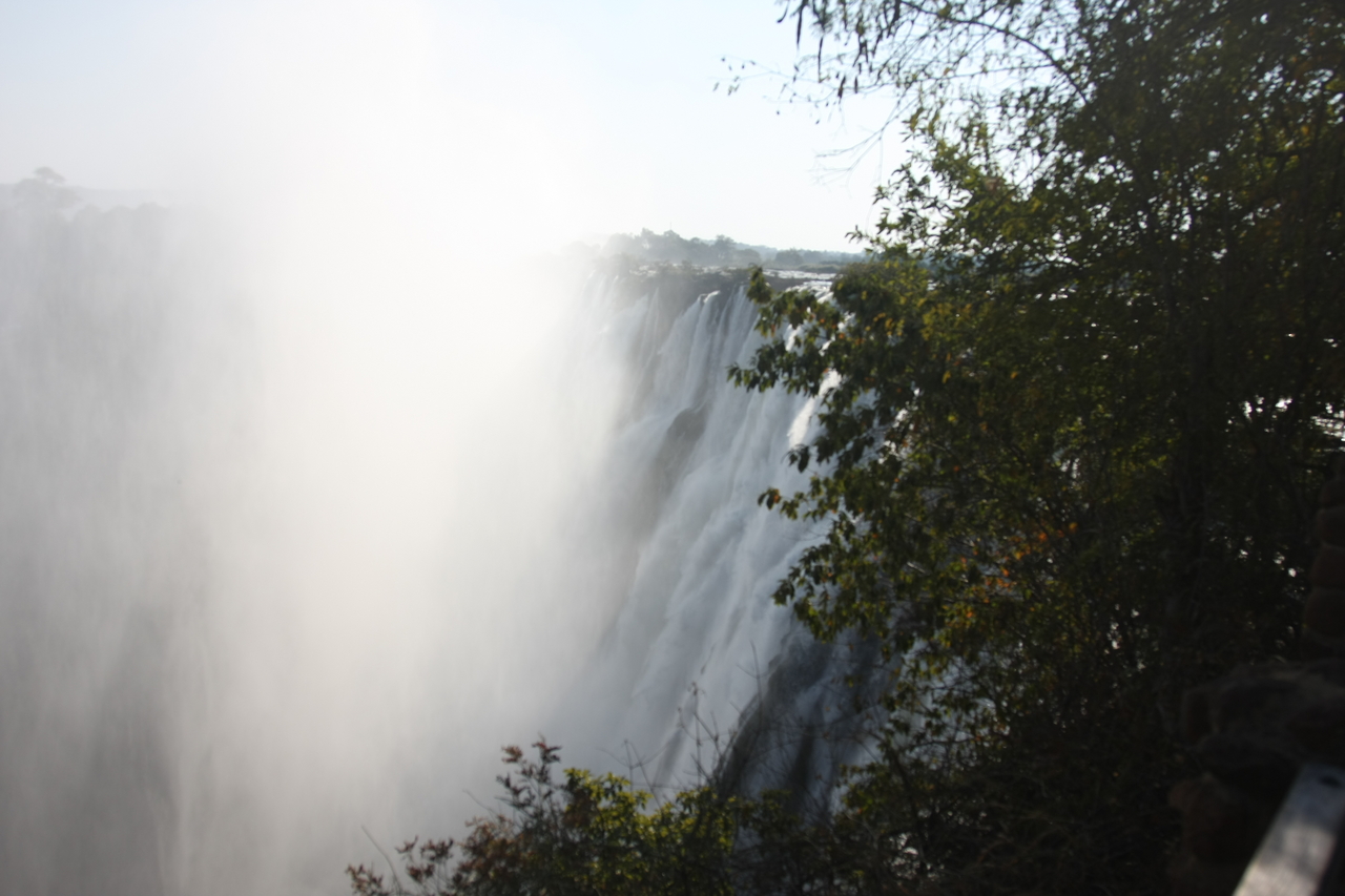 [31802] 2016_07_03_09_42_03_Africa_Canon_EOS_40D_IMG__00763.jpg