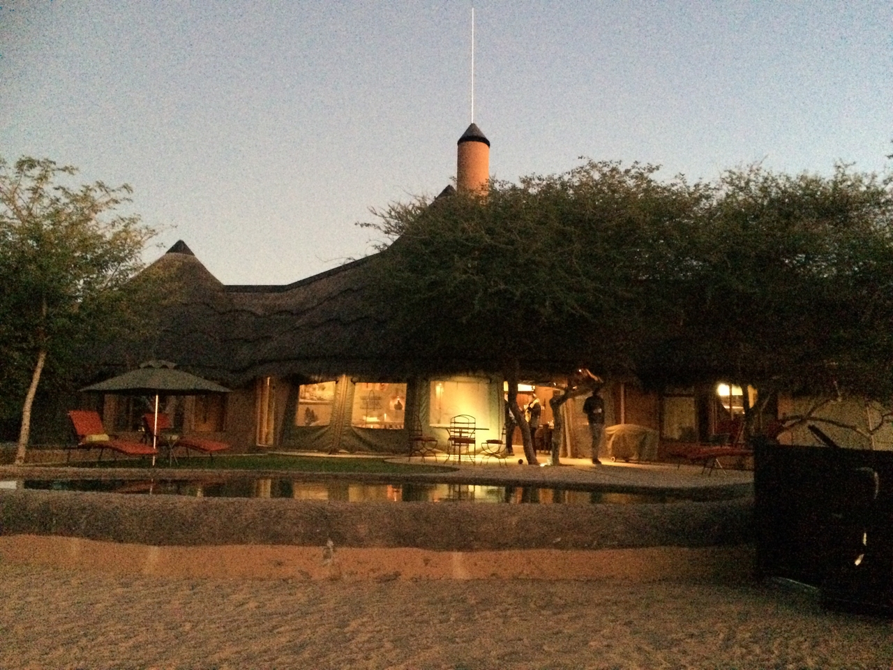 [443] 2016_06_22_01_05_57_Africa_iPhone_5s_IMG__00125.jpg