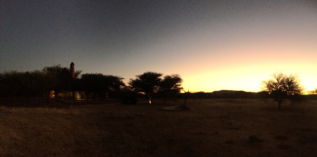 [459] 2016_06_22_01_07_54_Africa_iPhone_5s_IMG__00133.jpg
