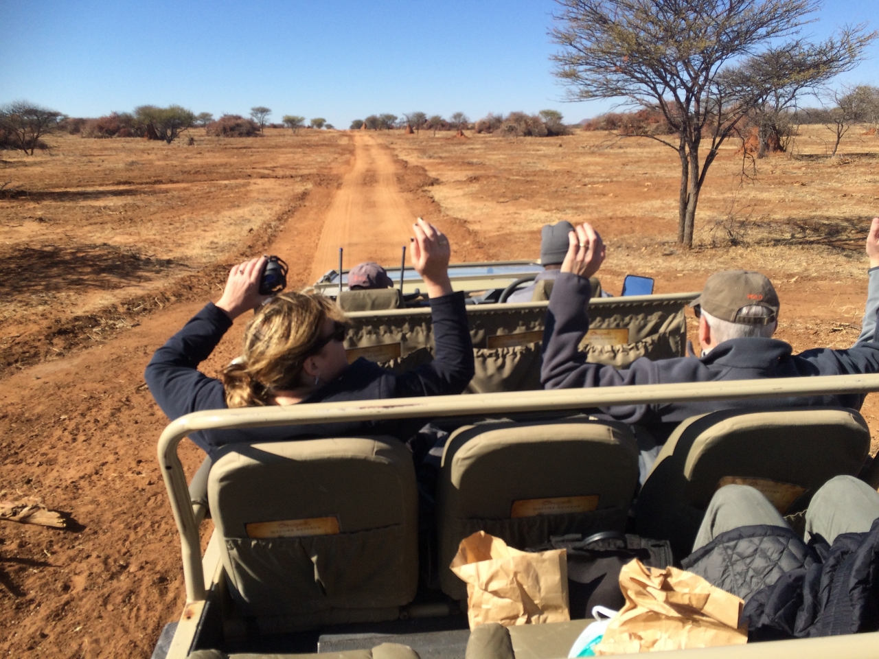 [4998] 2016_06_23_04_55_00_Africa_iPhone_5s_IMG__00287.jpg