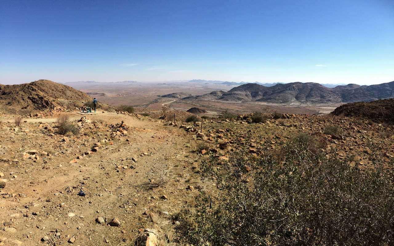 [16414] 2016_06_26_06_55_57_Africa_iPhone_5s_IMG__00623.jpg