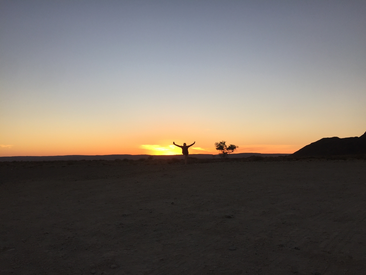 [14299] 2016_06_24_17_15_26_Africa_iPhone_6_IMG_8135_03049.jpg