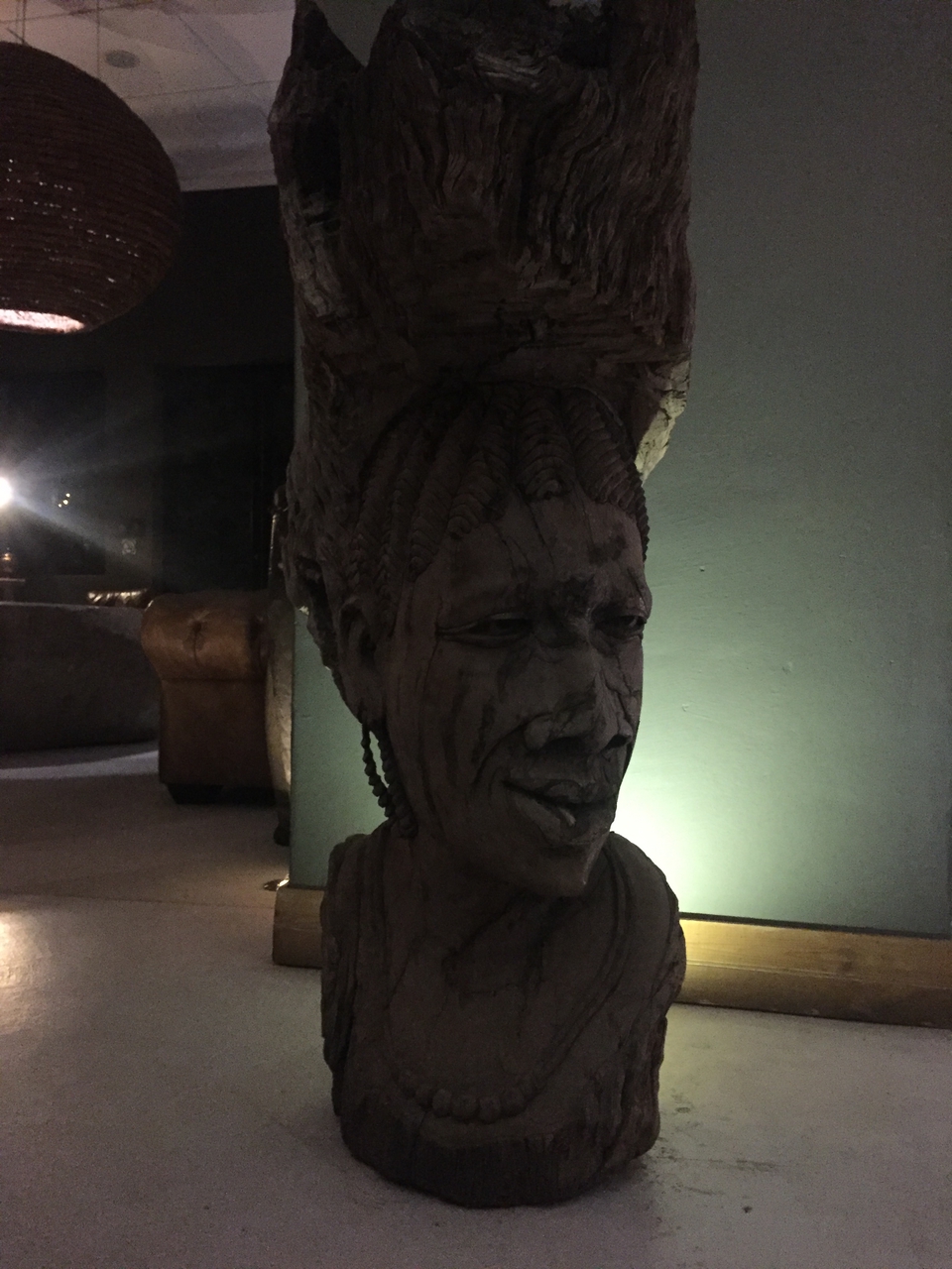 [16695] 2016_06_26_20_37_21_Africa_iPhone_6_IMG_8395_03278.jpg