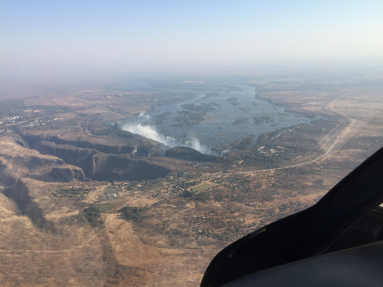 [31377] 2016_07_03_08_42_03_Africa_iPhone_6_IMG_8811_00725.jpg