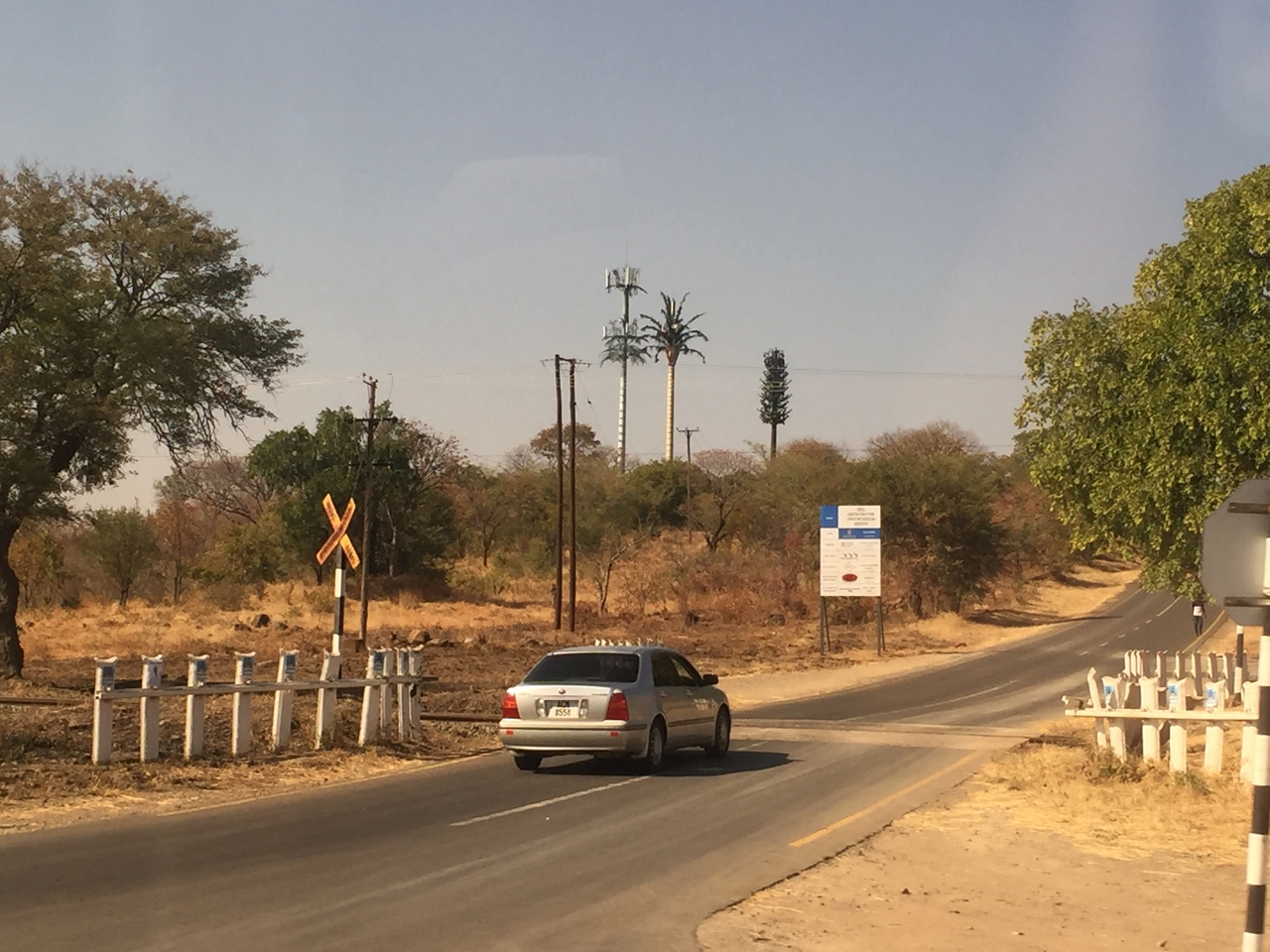 [32469] 2016_07_03_14_15_32_Africa_iPhone_6_IMG_8889_03711.jpg