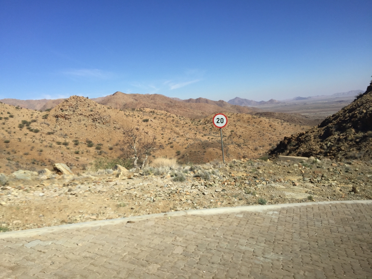 [16499] 2016_06_26_11_52_02_Africa_iPhone_6_Plus_IMG_3707_00314.jpg