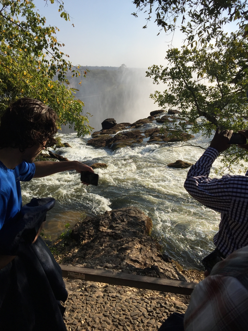 [32658] 2016_07_03_15_47_44_Africa_iPhone_6_Plus_IMG_4943_00296.jpg