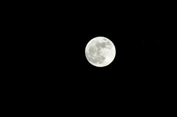 Supermoon | Sat, 5 May 2012 | 9:35:42 PM Supermoon | Sat, 5 May 2012 | 9:35:42 PM