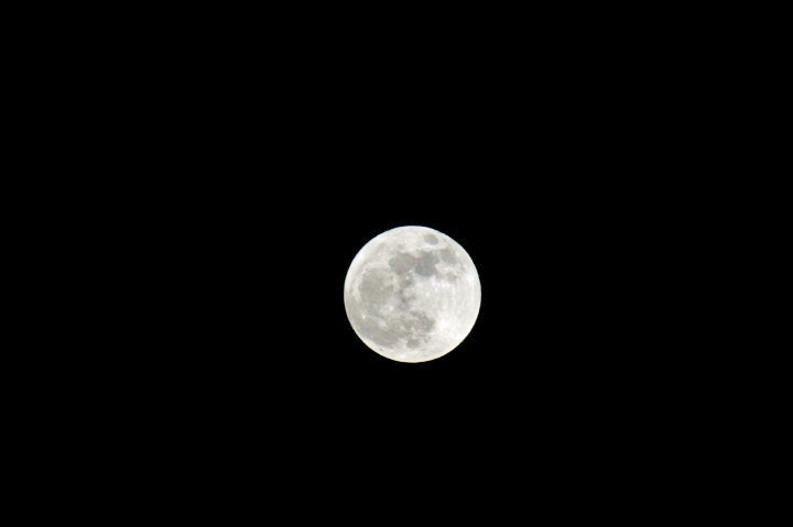 Supermoon | Sat, 5 May 2012 | 9:38:22 PM Supermoon | Sat, 5 May 2012 | 9:38:22 PM