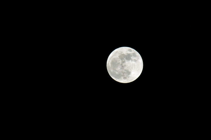Supermoon | Sat, 5 May 2012 | 9:40:40 PM Supermoon | Sat, 5 May 2012 | 9:40:40 PM