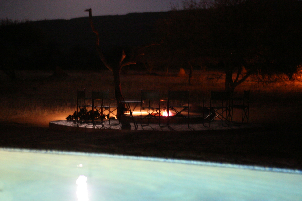 [311] 2016_06_21_14_35_20_Africa_Canon_EOS_30D_IMG_1733_00002.jpg