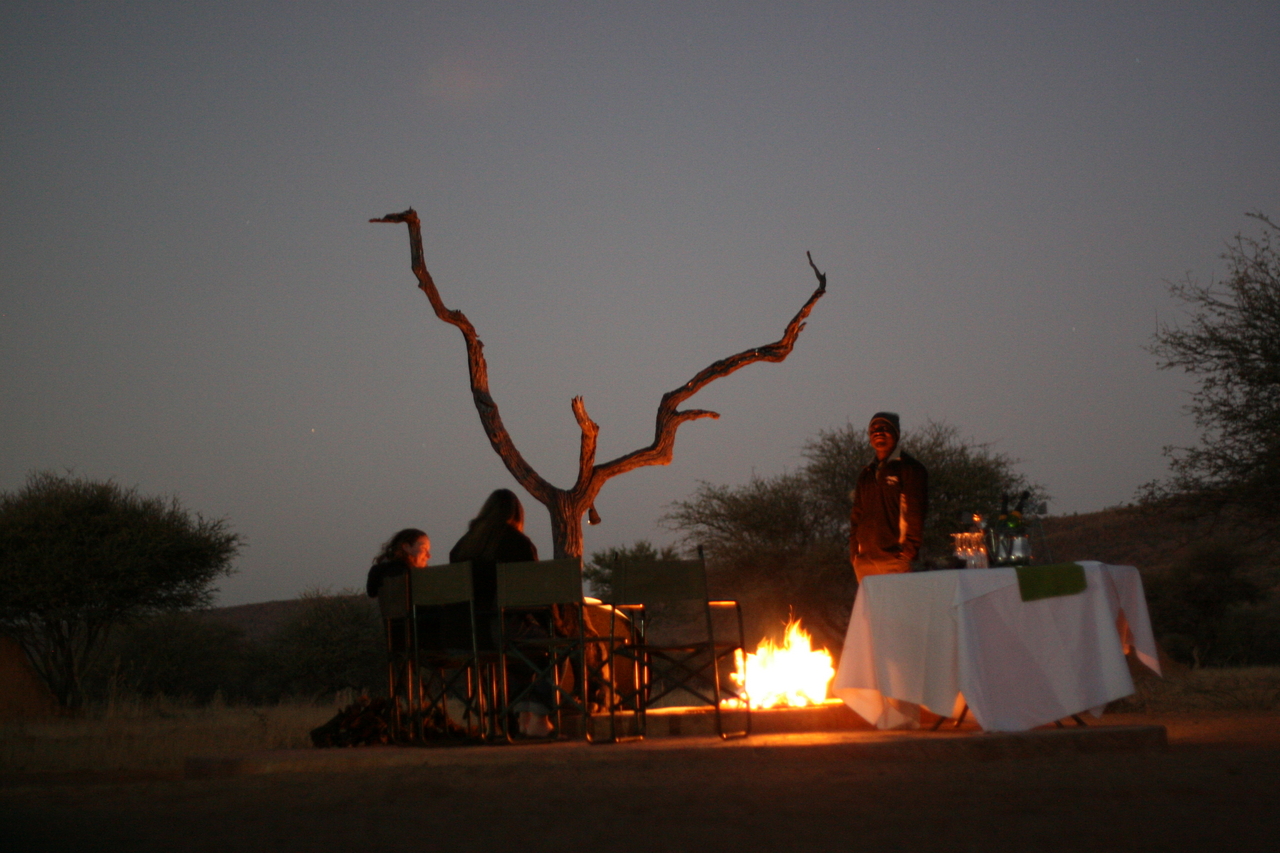[8985] 2016_06_23_13_09_32_Africa_Canon_EOS_30D_IMG_1976_00420.jpg