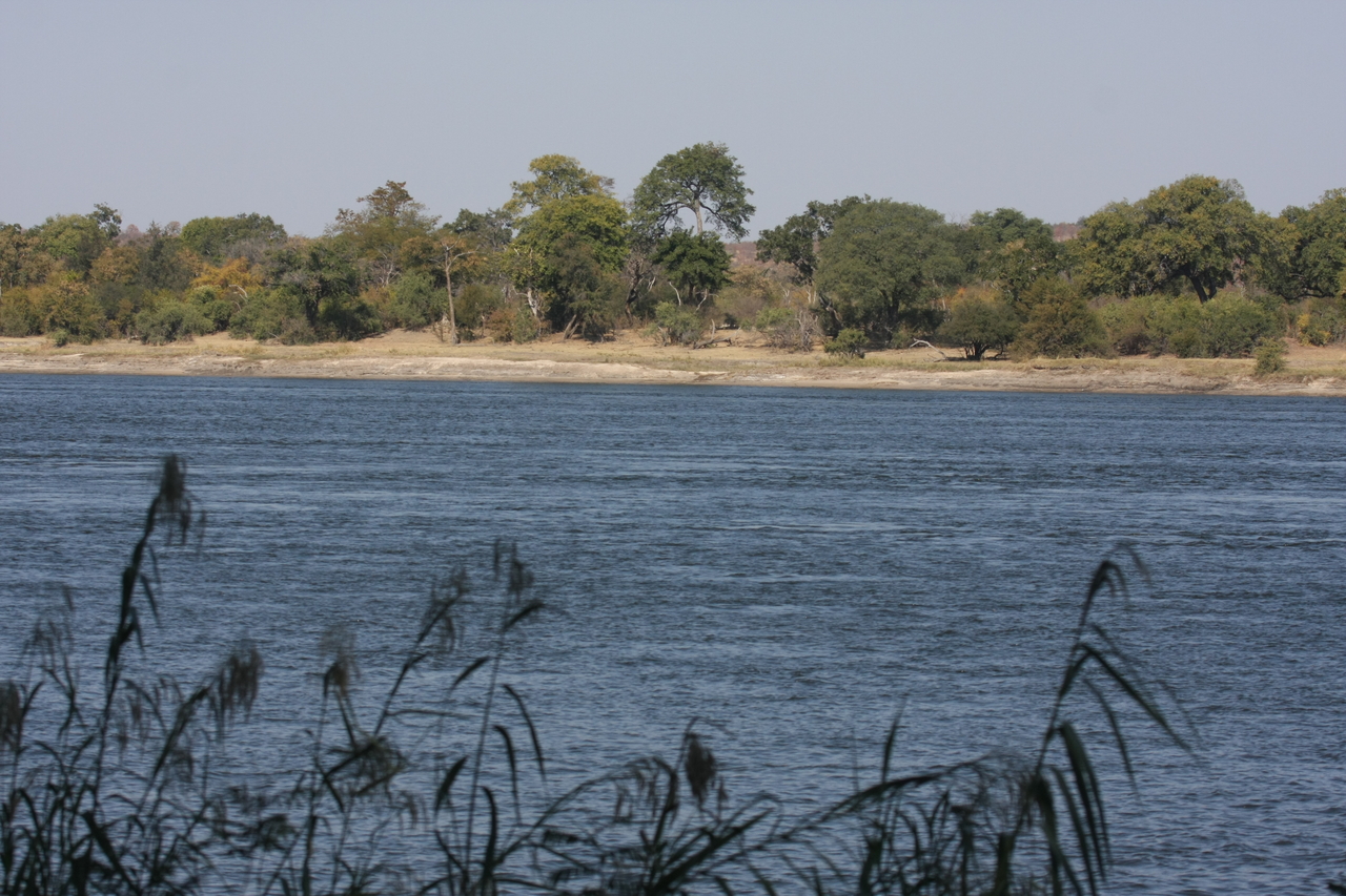 [27899] 2016_07_02_08_38_53_Africa_Canon_EOS_40D_IMG__12005.jpg