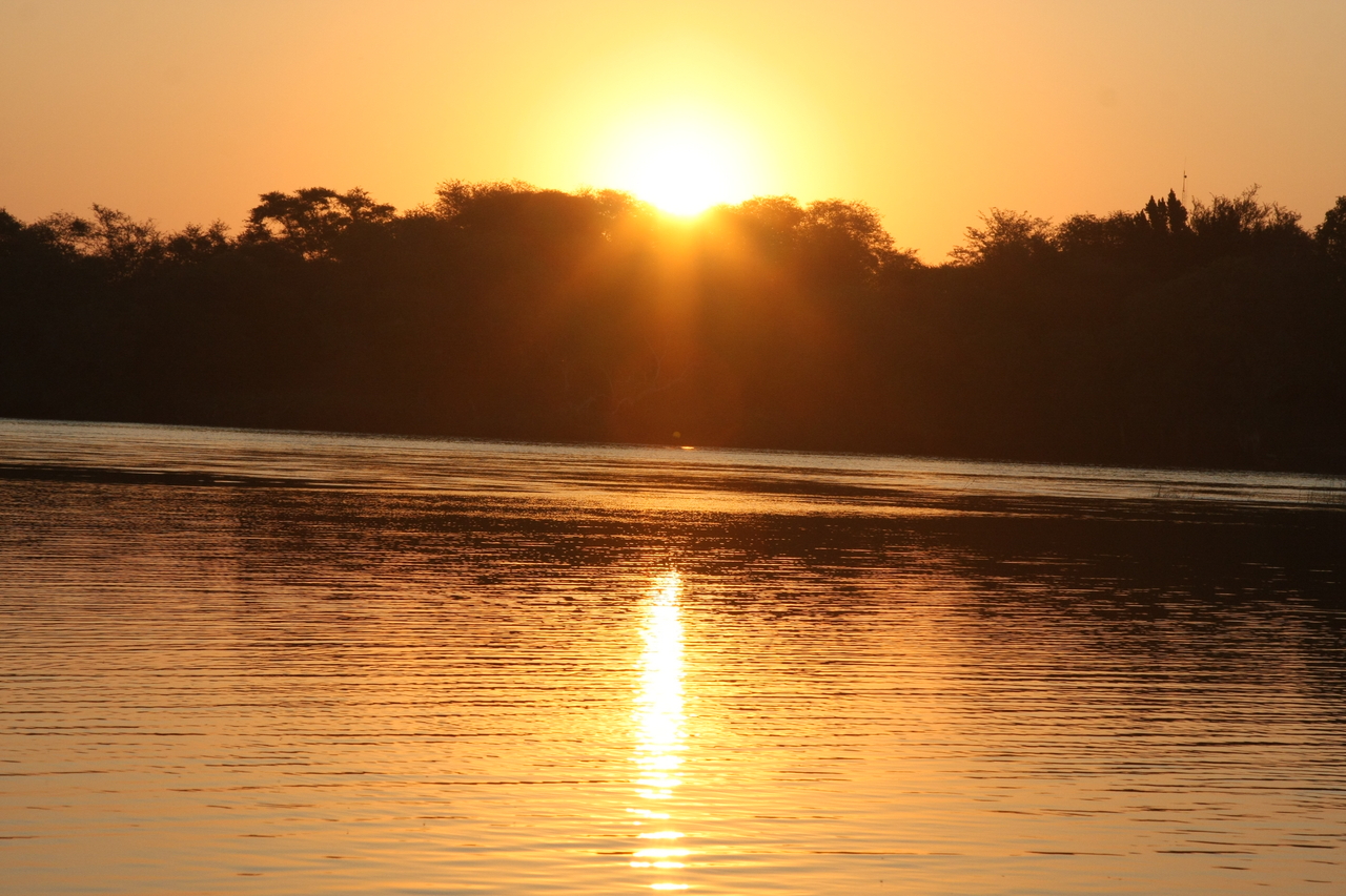 [28643] 2016_07_02_11_38_03_Africa_Canon_EOS_40D_IMG__12190.jpg