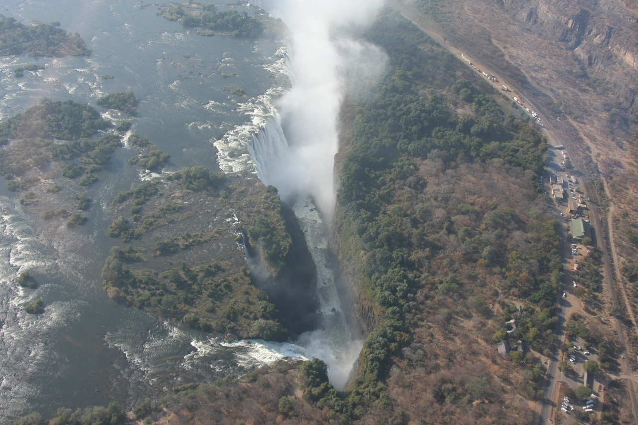 [30034] 2016_07_03_03_09_44_Africa_Canon_EOS_40D_IMG__05087.jpg
