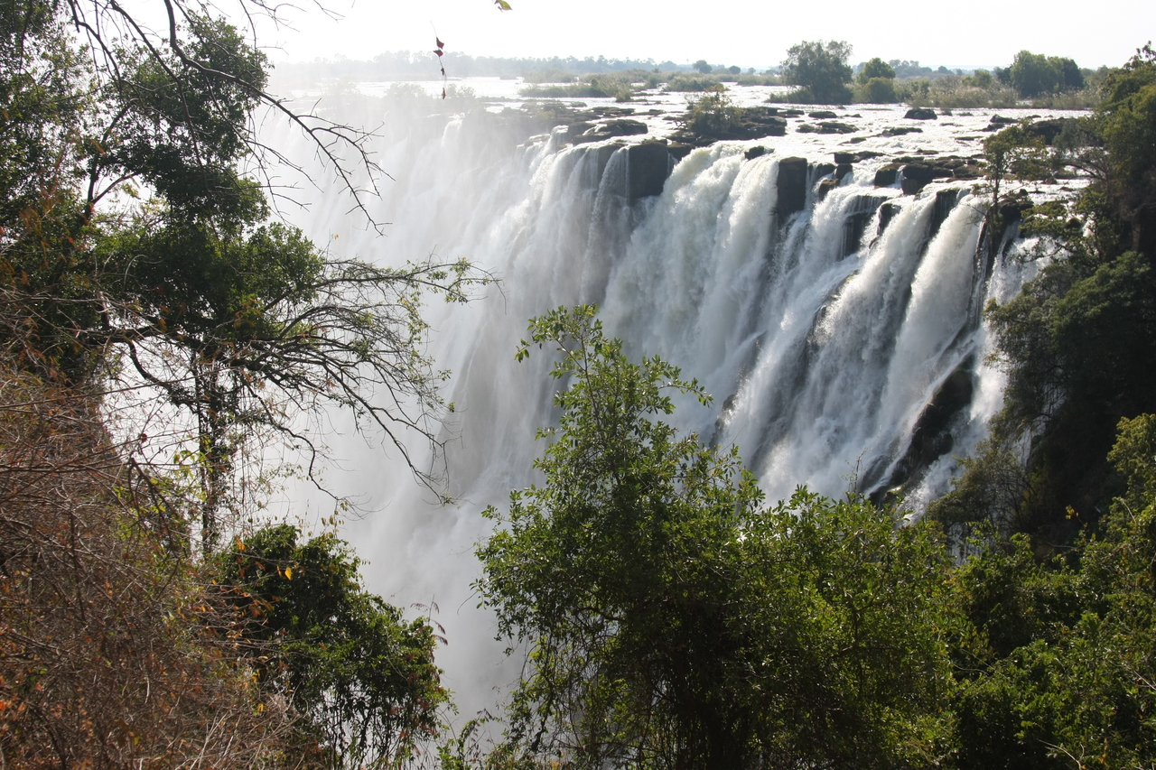 [31272] 2016_07_03_08_34_36_Africa_Canon_EOS_40D_IMG__00693.jpg