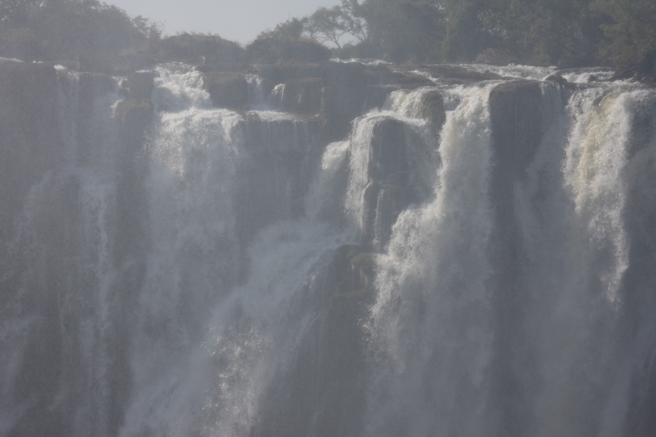 [31457] 2016_07_03_08_44_20_Africa_Canon_EOS_40D_IMG__05551.jpg