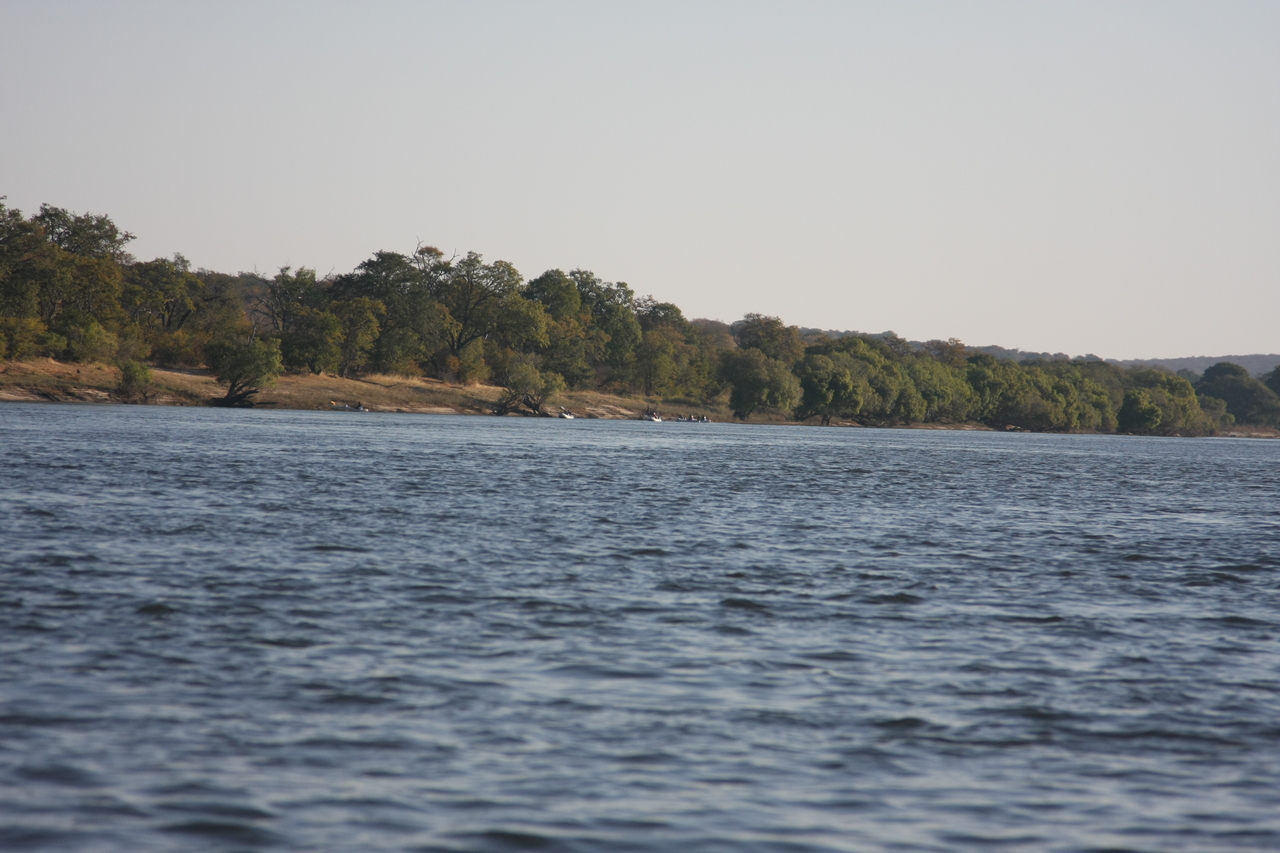 [33351] 2016_07_04_10_31_10_Africa_Canon_EOS_40D_IMG__00051.jpg