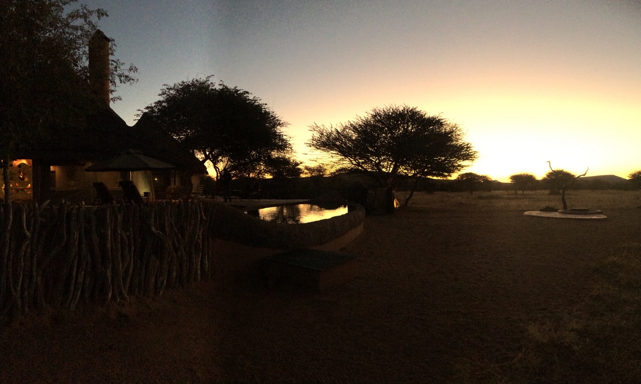 [461] 2016_06_22_01_08_39_Africa_iPhone_5s_IMG_8044_00134.jpg