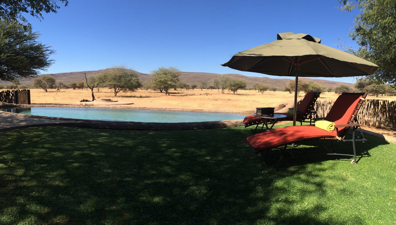 [2151] 2016_06_22_05_43_11_Africa_iPhone_5s_IMG_8066_05786.jpg