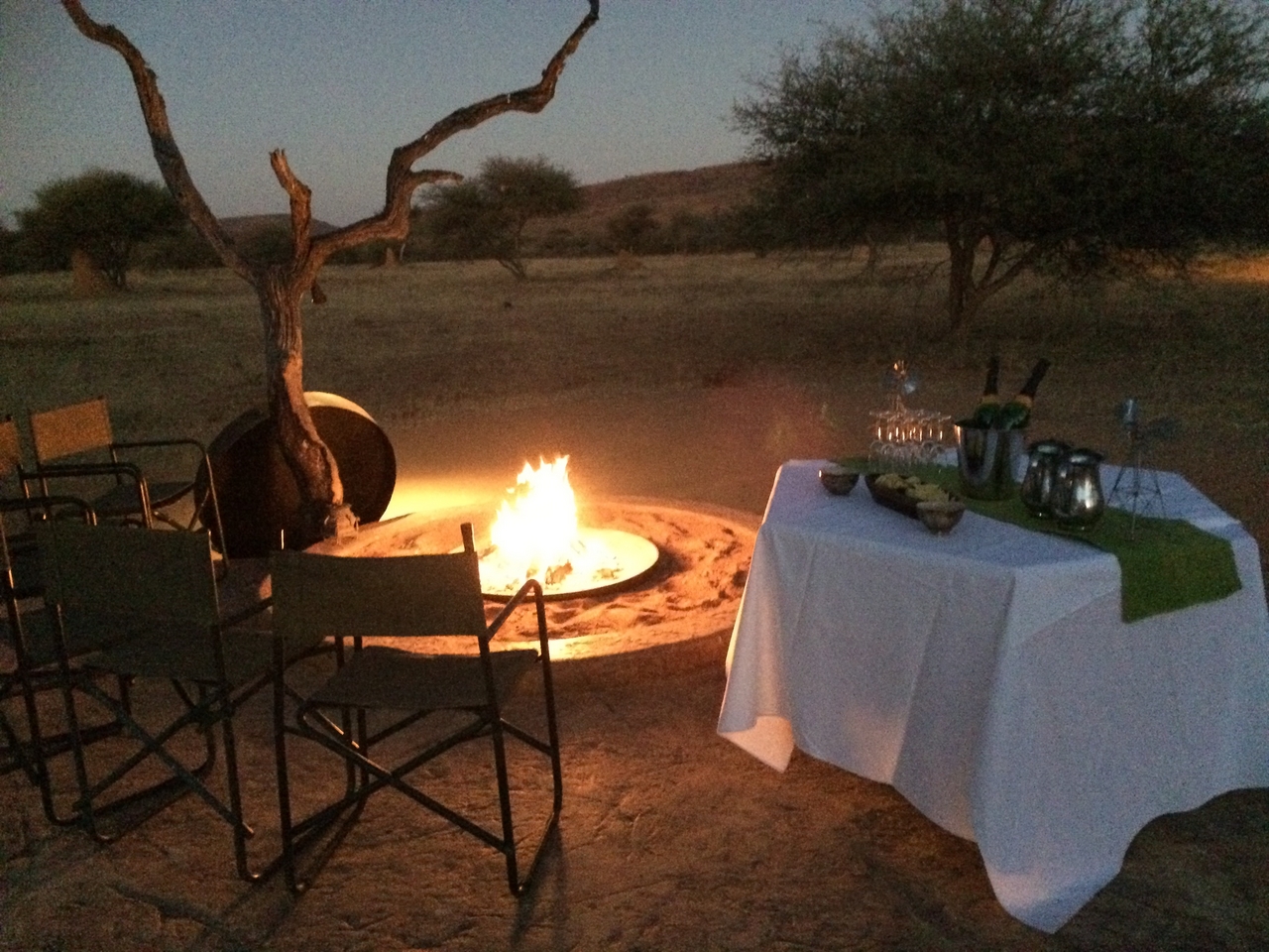 [8962] 2016_06_23_12_49_29_Africa_iPhone_5s_IMG__00437.jpg