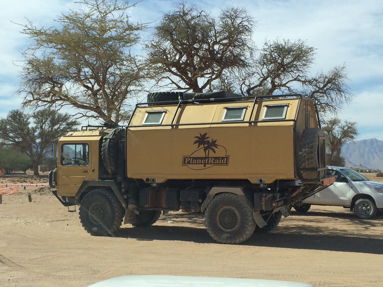 [15662] 2016_06_25_08_11_50_Africa_iPhone_5s_IMG__06221.jpg