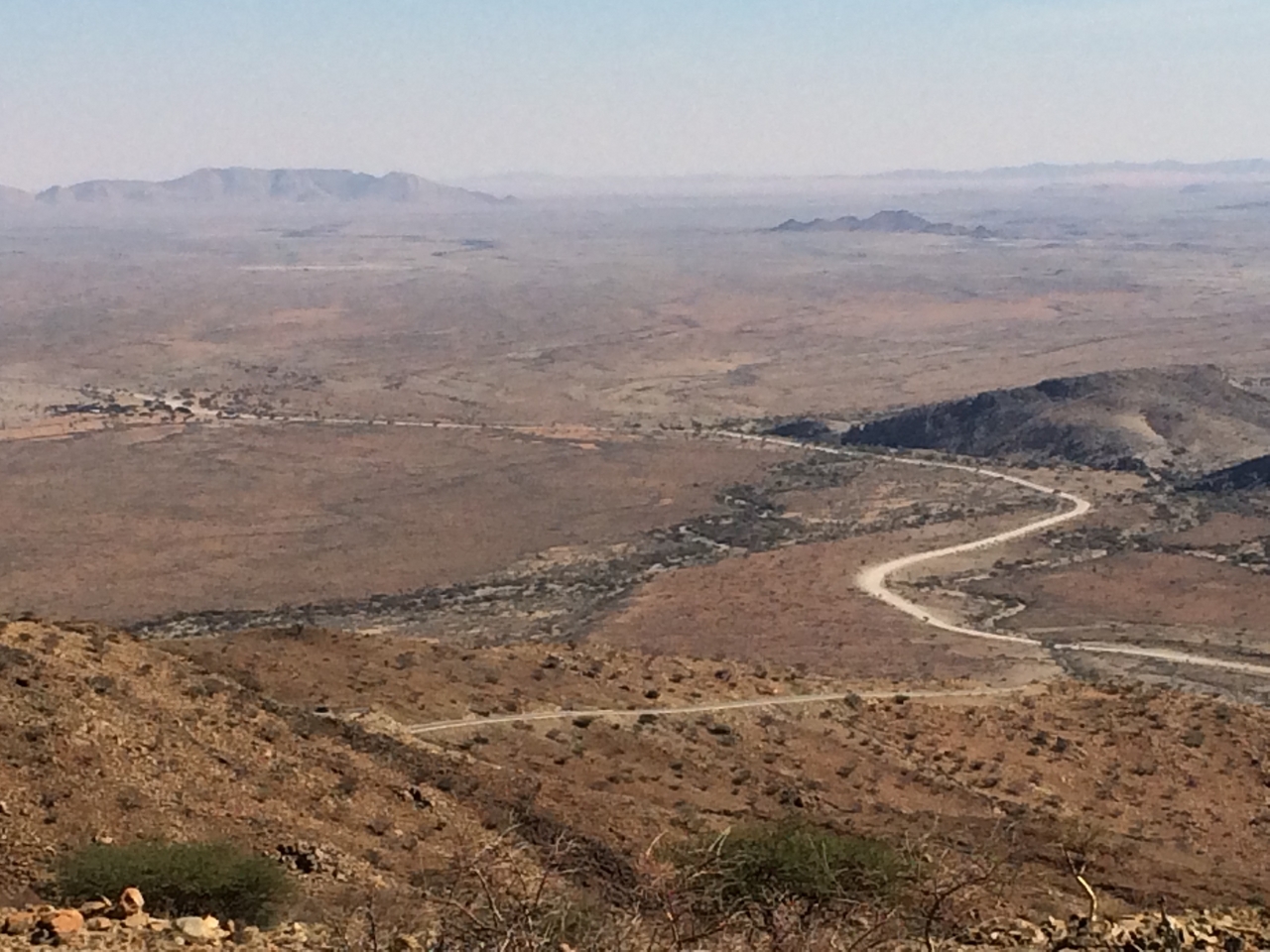 [16423] 2016_06_26_06_56_48_Africa_iPhone_5s_IMG__06241.jpg