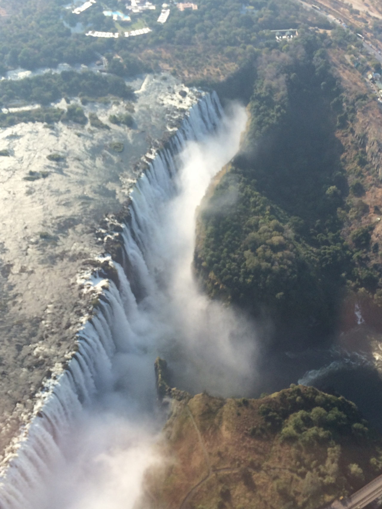 [29205] 2016_07_03_02_44_46_Africa_iPhone_5s_IMG__00814.jpg