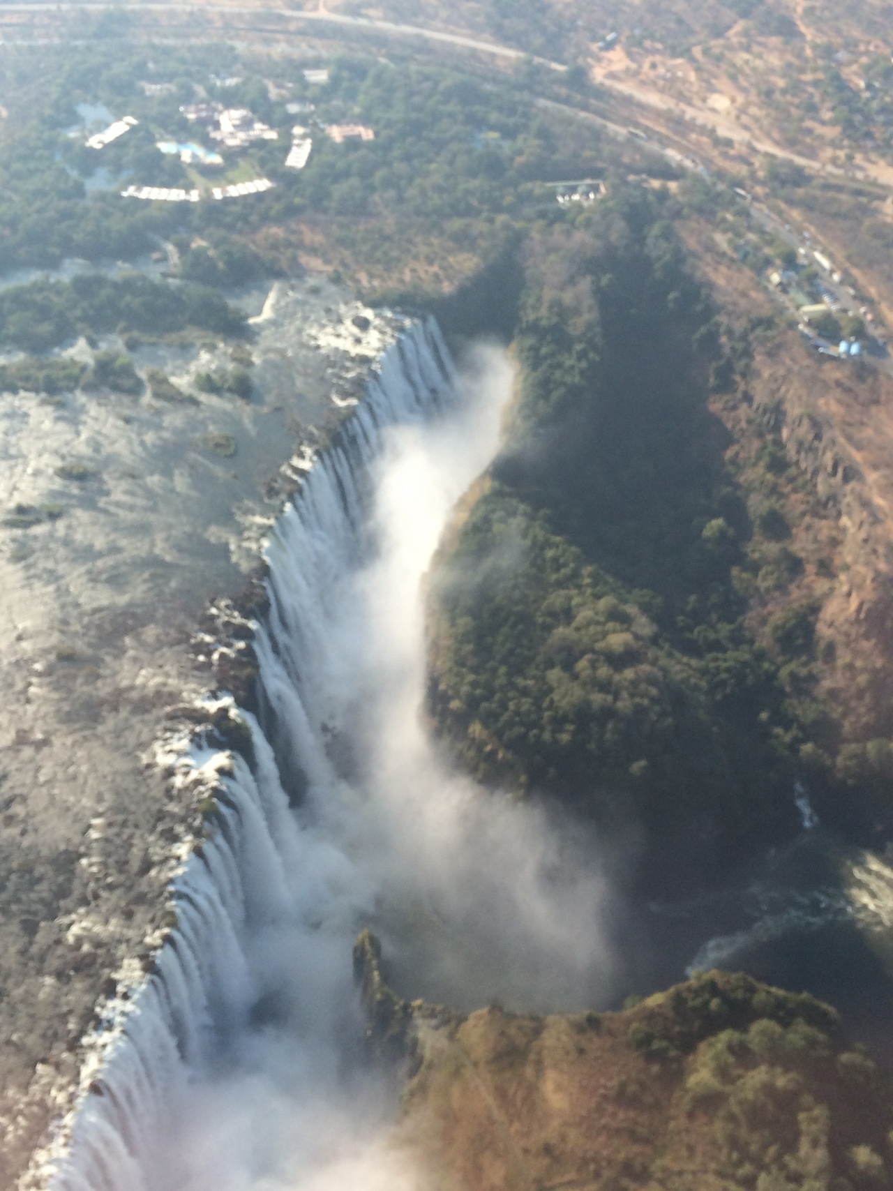 [29209] 2016_07_03_02_44_47_Africa_iPhone_5s_IMG__00817.jpg