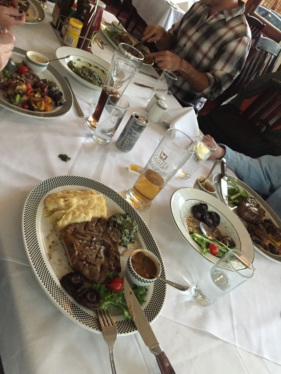 [205] 2016_06_20_17_10_26_Africa_iPhone_6_IMG_7509_02453.jpg