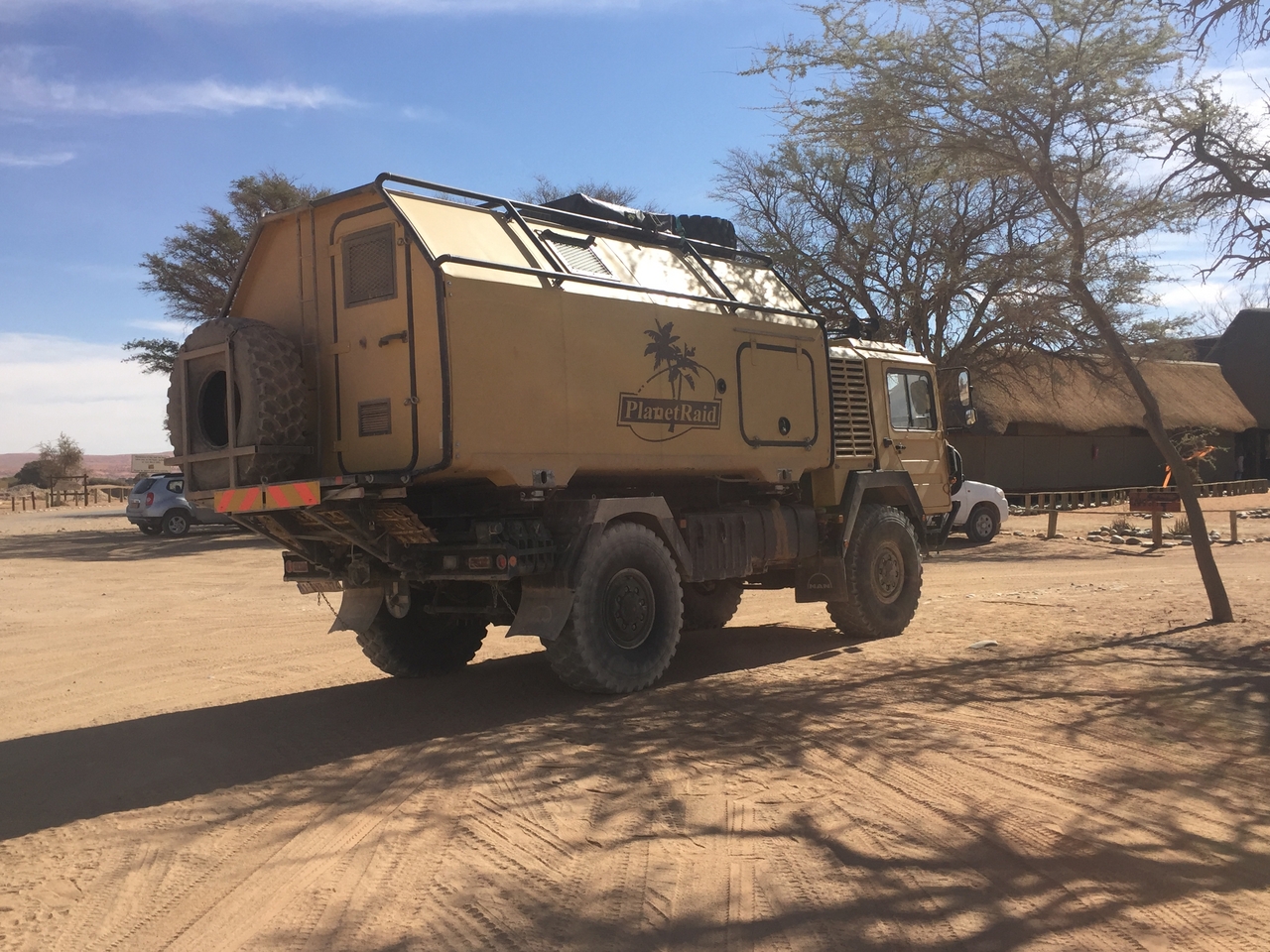 [16317] 2016_06_25_13_13_18_Africa_iPhone_6_IMG_8334_00884.jpg