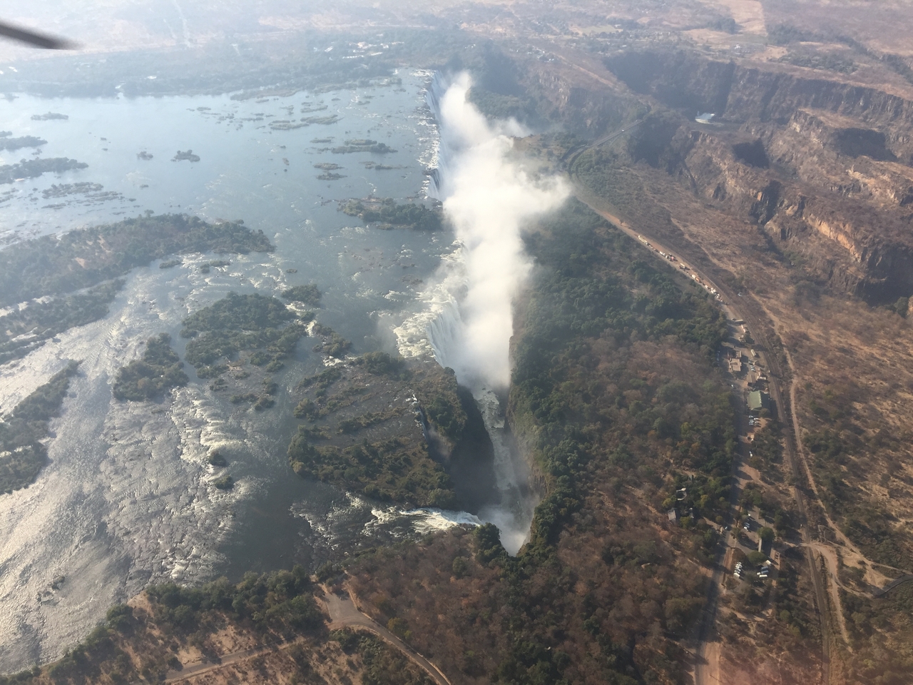 [31597] 2016_07_03_08_47_29_Africa_iPhone_6_IMG_8828_01324.jpg