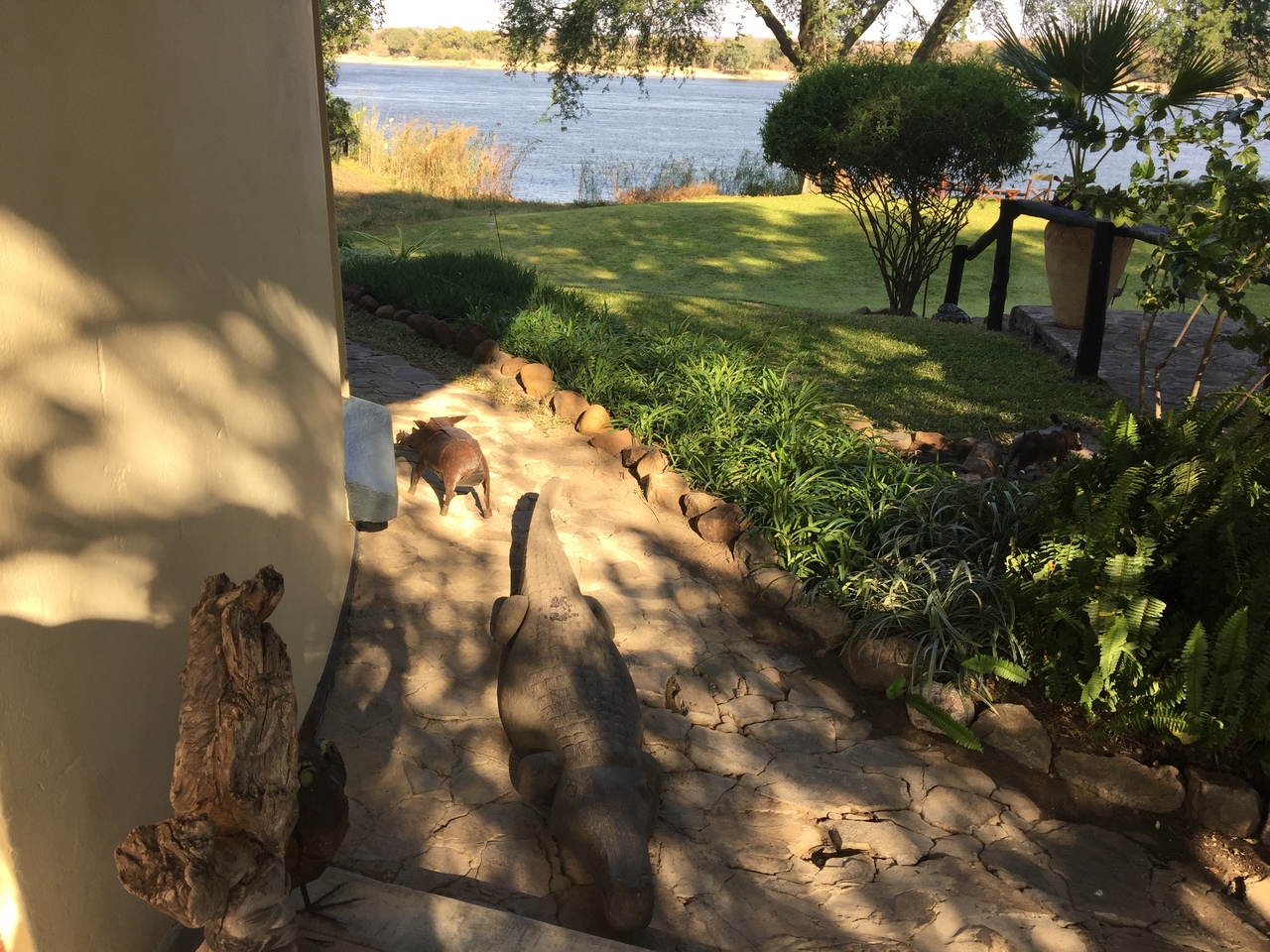 [28792] 2016_07_02_15_34_38_Africa_iPhone_6_Plus_IMG_4795_00675.jpg
